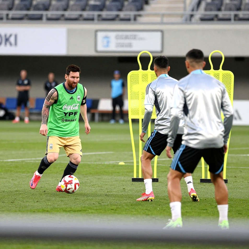 Bài toán bản quyền truyền thông và chiều sâu đội hình: V.League đang tự viết lại kịch bản tăng trưởng của mình