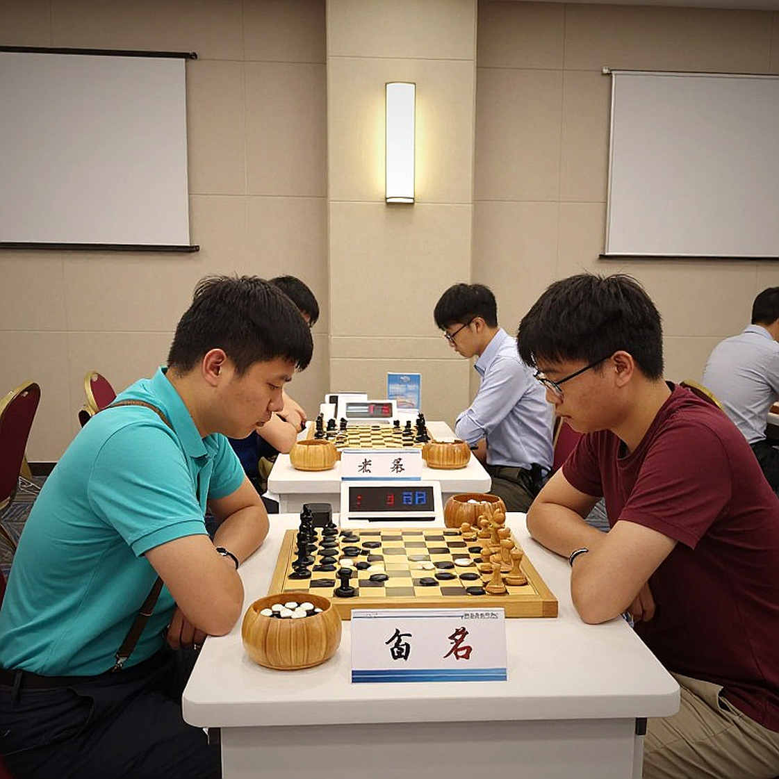 Tiêu đề sai về chủ tịch FIDE và khoảng trống kiểm chứng của làng cờ Việt Nam