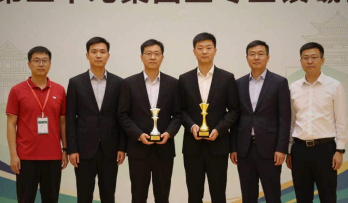Bản báo cáo rỗng: khi ngành esports phân tích một trang giấy trắng