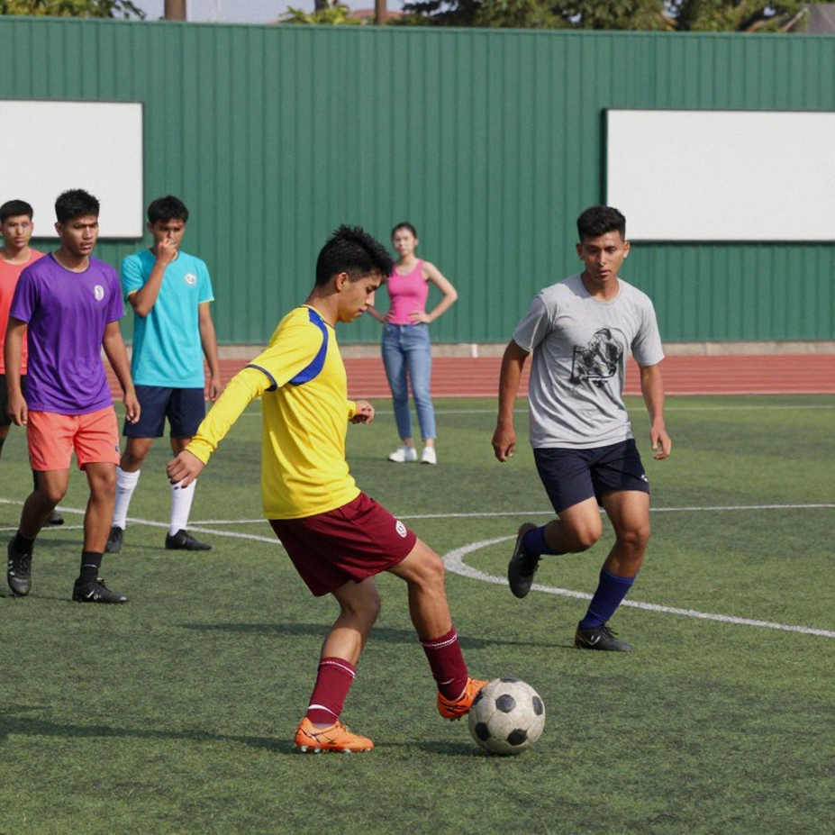 Khi bản phân tích trống rỗng: Bài học về việc đọc vị thế giới esports giữa kỳ chuyển nhượng