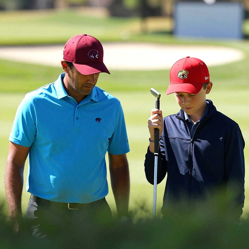 Tiger Woods có được lái xe golf sau khi bị tước bằng? Câu hỏi làm khó công tố viên