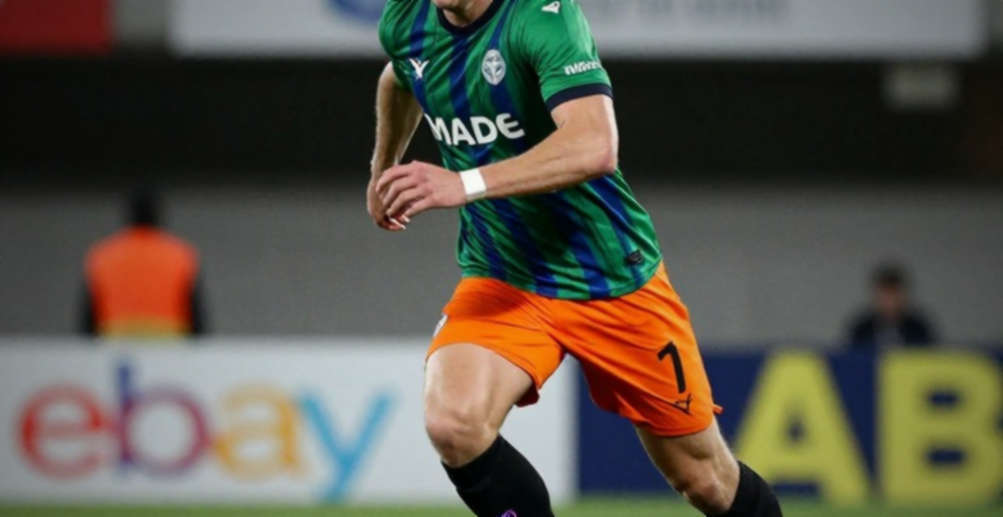 Bóng đá Việt Nam nhìn từ tầng dữ liệu trống: Vì sao V.League cần một bộ tiêu chuẩn riêng